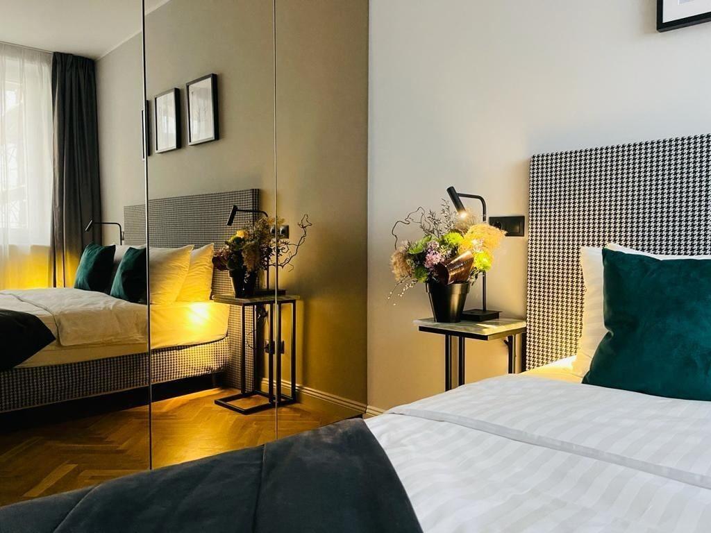 Hotel Libra Сибиу Экстерьер фото