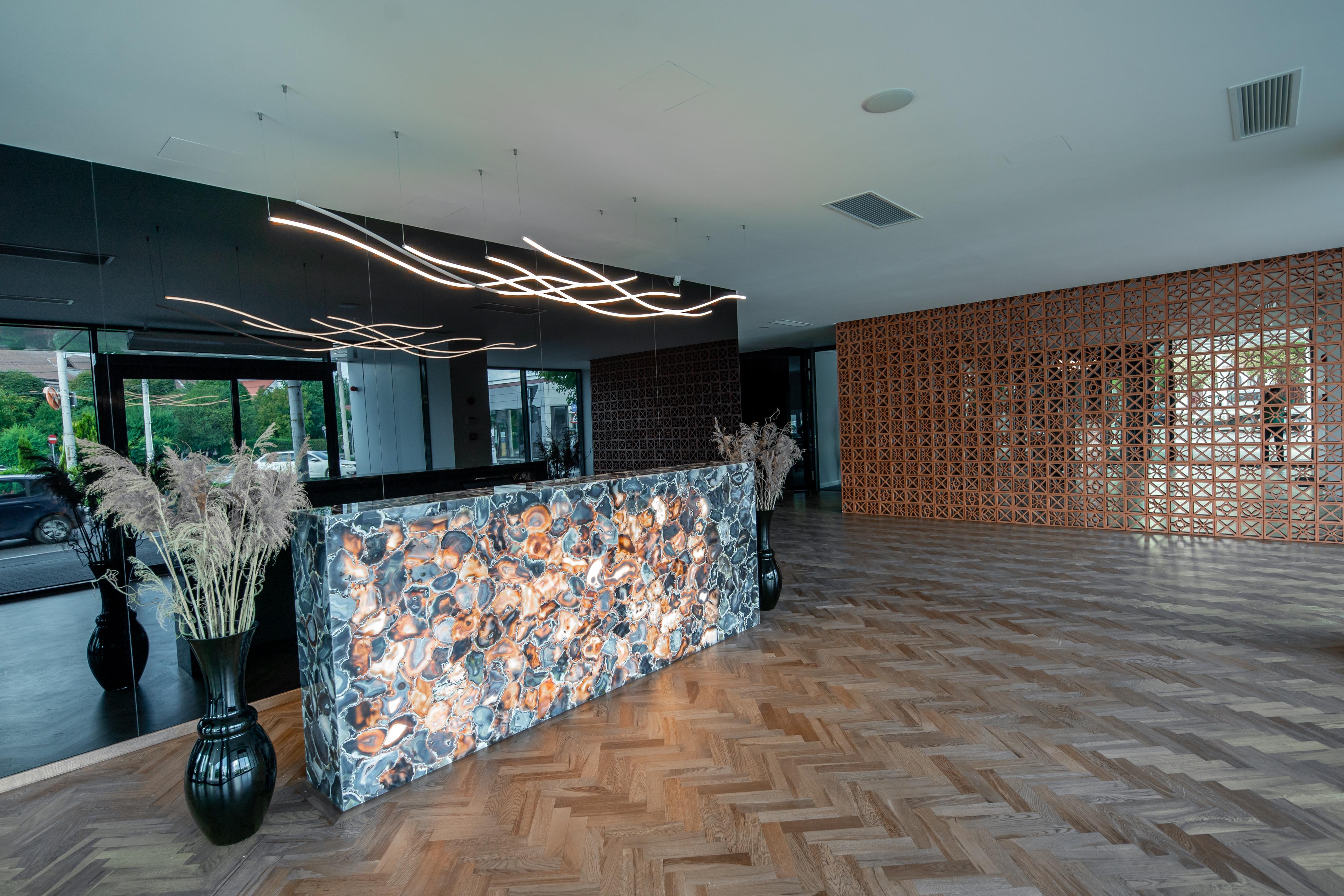 Hotel Libra Сибиу Экстерьер фото